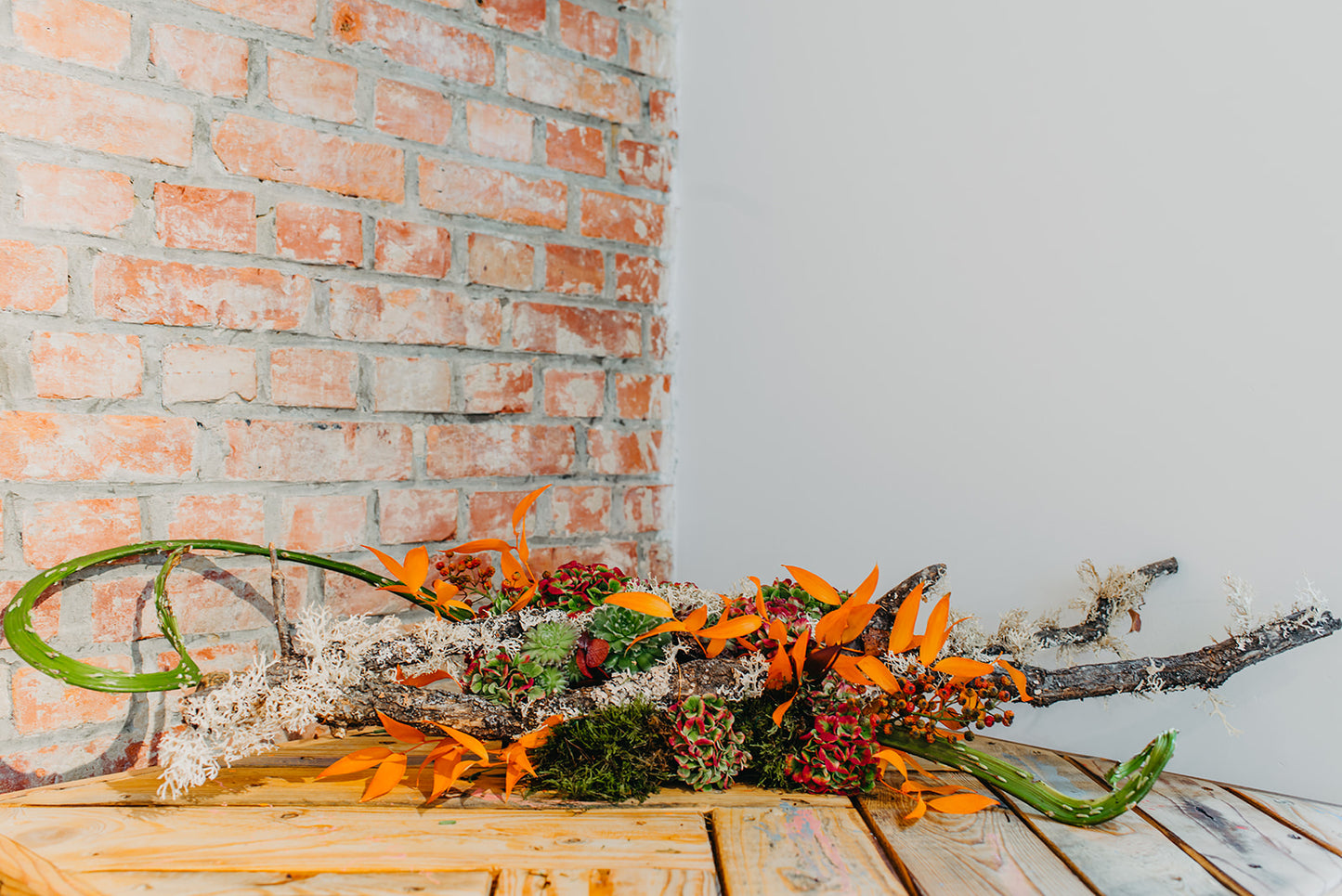 VERSE BLOEMEN - Herstig bloemstuk met sierstokken
