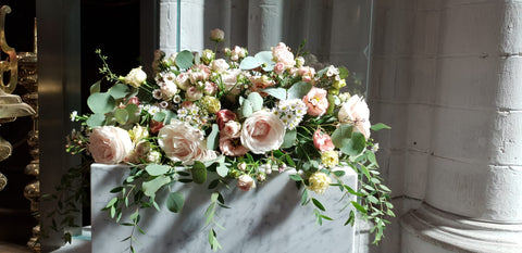 VERSE BLOEMEN - TROUW - bloemdecoraties locatie