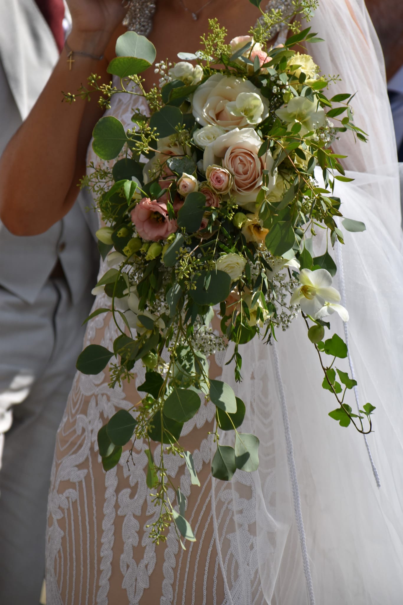 VERSE BLOEMEN - Bruidsboeket