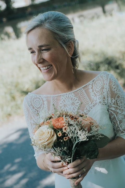 VERSE BLOEMEN - TROUW - Bruidsboeket