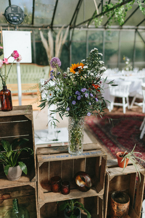 VERSE BLOEMEN - TROUW - bloemdecoraties locatie