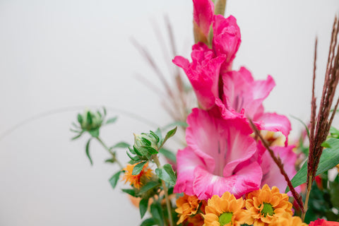 VERSE BLOEMEN - Veldboeket met felle zomerse tinten