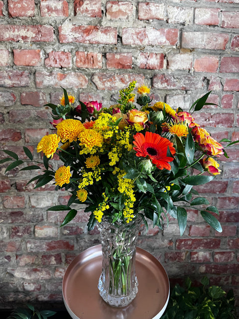 VERSE BLOEMEN - Rond boeket zomers geel