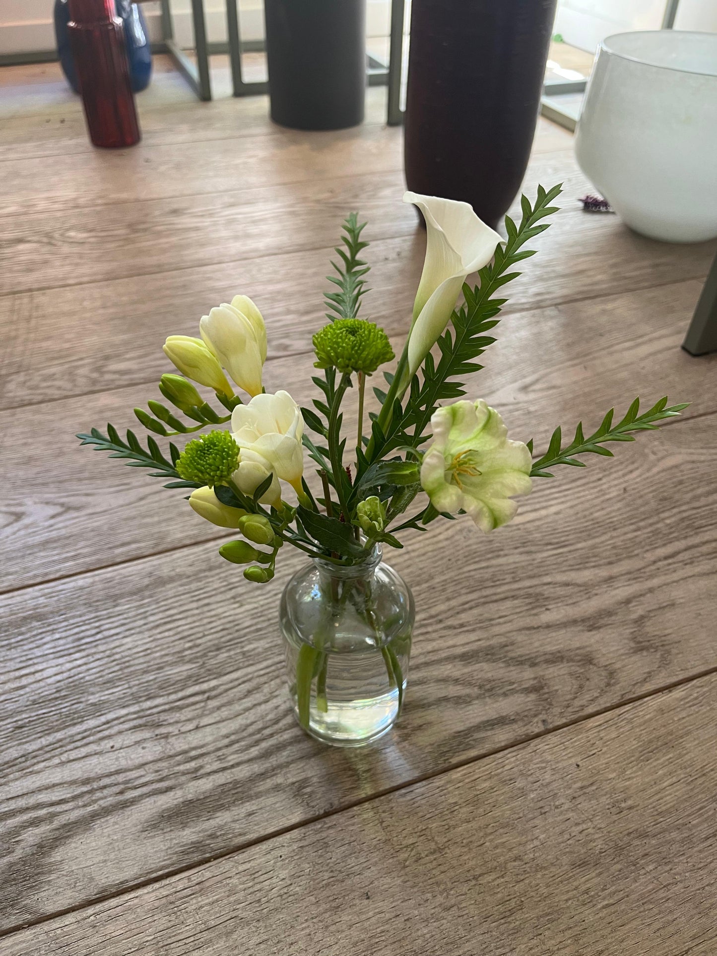 VERSE BLOEMEN - TROUW - Tafeldecoraties