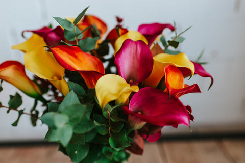 VERSE BLOEMEN - Calla boeket - zomerse tinten